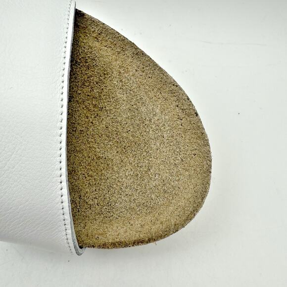 NAOT Womens Pixie Sandal EU 39 US 8 White Silver Leather EUC - Picture 13 of 15